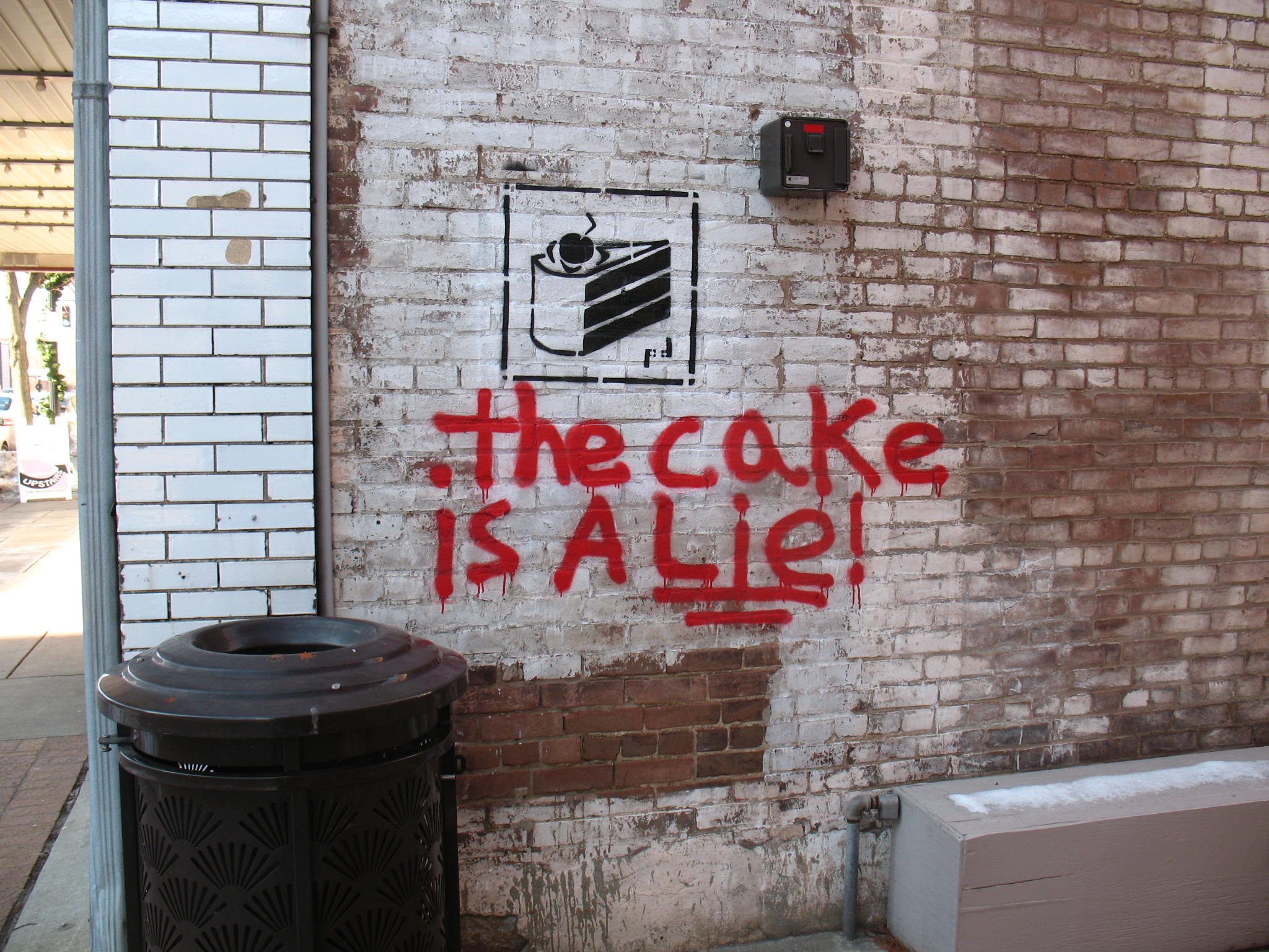 遊戲一刻丨《傳送門》「蛋糕是個謊言」