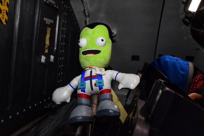 真的上太空了《坎巴拉》小綠人玩偶隨波音飛船升空