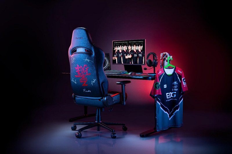 冠軍之誓榮譽定製，雷蛇發布水神X EDG限定款電競椅