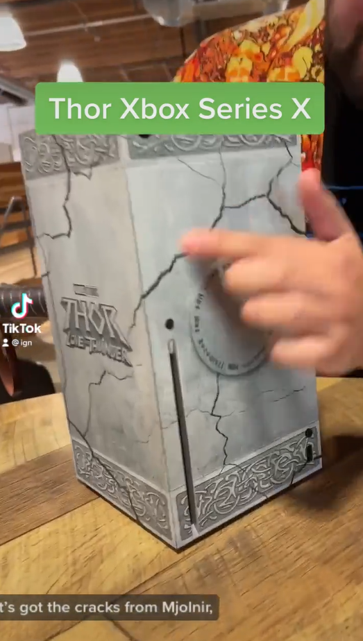IGN《雷神4》主題XSX開箱 用PS5模仿風暴戰斧吃醋？