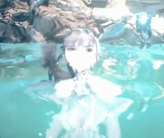 《星刃》女主游泳效果展示 水上和水下都動作流暢